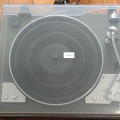 ジャンク品【レコードプレーヤー】