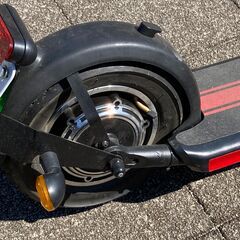 再値下げ！最新モデル　免許不要　500Wハイパワー電動キックボード　　メーカ保障・自賠責ありの画像