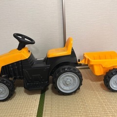 電動自動車　トラクター　子供　おもちゃ　バッテリーカー　　