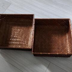 値下げ！未使用品インテリア、収納に！　竹で編んだ入れ物の画像