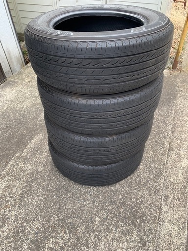 BSレグノの新品のタイやを必要な方にお譲りさせて