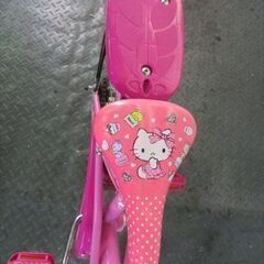 E137　★7700円★整備済み 中古子供自転車 【キティちゃん　ピンク　16インチ 】の画像