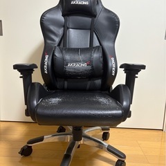AKRacing オフィスチェア ゲーミングチェア Carbon Black カーボンブラック Premium 高耐久PUレザー 180度リクライニングの画像