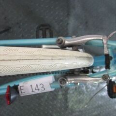 E143★24800円★整備済み スポーツ中古自転車 【クロスバイク　ジャイアント　エスケープ　LIｖ　水色　44㎝】の画像