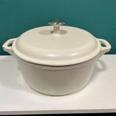 アイリスオーヤマ　鋳鉄鍋　24cm ホワイト