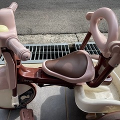 【4/3お値下げ】三輪車イーモ　iimo 安全ベルト付き