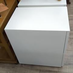 イナバ ワゴン A4 3段タイプ 鍵付きの画像