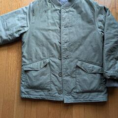 Cohenのアウターカーキ色の画像