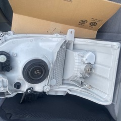 値下げ　ハイエース　左右　4型フェイスチェンジ用インナーブラックの画像