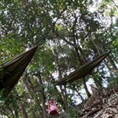 この浮遊感は癖になる！！ハンモックで泊まる　【カマキャン・キャン...