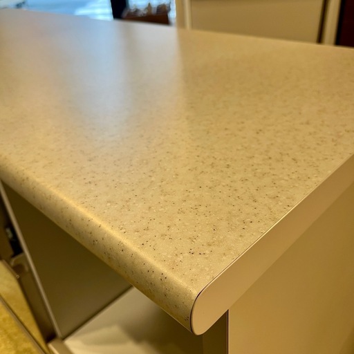 《売約済》【武蔵小山店】ニトリ　キッチンカウンター　食器棚　レンジボード　カウンター　アルミナ2 120CT　シルバー　サイドボード　キッチン収納　フルスライドレール　スライドレール
