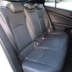 ☆ご成約☆／ 安心の１年保証付き 距離無制限！中古車販売 カーメル小田原店 　平成29年 トヨタ プリウス☆　113000㌔の画像