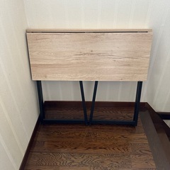 【決まりました】折りたたみテーブルの画像