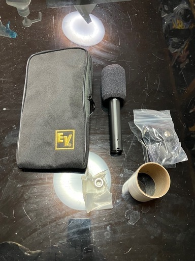 エレクトロボイス Electro-Voice RE200 - Cardioid Instrument True-Condenser Microphone