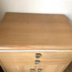 収納家具　キャビネット　木製収納の画像