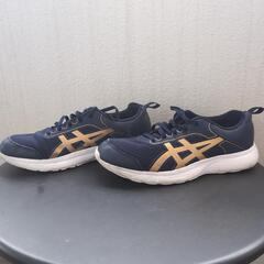 アシックス　ランニングシューズ