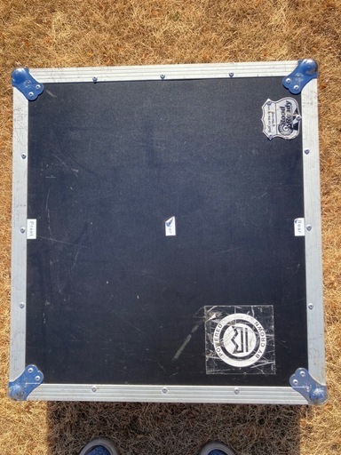 パワードミキサーPMP6000ベリンガー