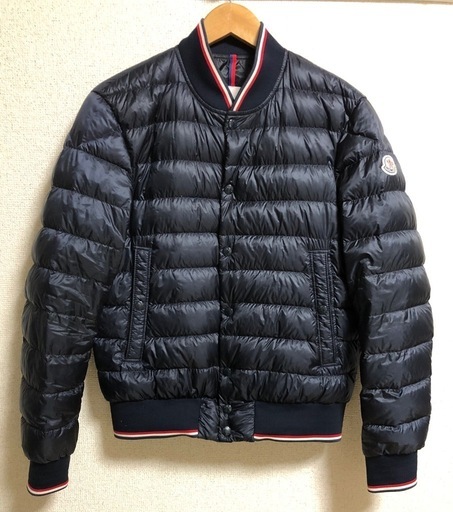 モンクレールMONCLER ダウンジャケット！新品同様！