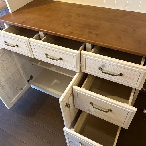 【半額以下】【美品】　ニトリキッチンボード (シナモ105 WH)　　