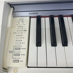 【ジャンク品】Privia デジタルピアノ ホワイト 3ペダル PX-735の画像