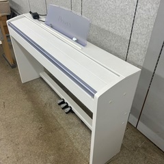 【ジャンク品】Privia デジタルピアノ ホワイト 3ペダル PX-735の画像