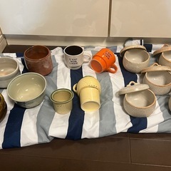 抹茶茶碗・茶碗蒸し・急須のようなもの・マグカップの食器類・その他
