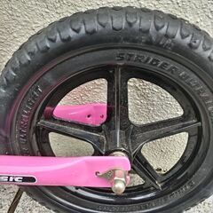 ストライダー　ピンクの画像