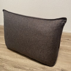 【美品】背もたれクッション