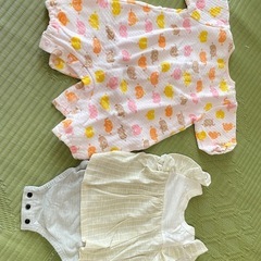 ベビー服まとめ売りの画像