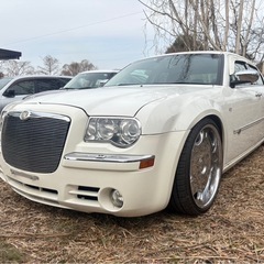 ⭐︎美車・希少・大特価早い者勝ち⭐︎クライスラー　300Cの画像