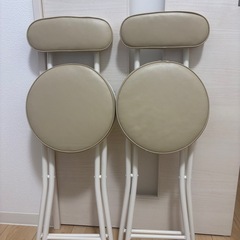 折り畳み椅子ベージュ
の画像