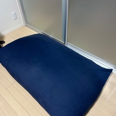 【値下げ・状態良し】【Yogibo】ロールマックスセット商品（バラ売り可）の画像