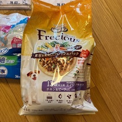 犬　値下げ
餌、スポイト、シーツ、オムツ等まとめ売りの画像
