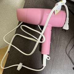 ヘアドライヤー
