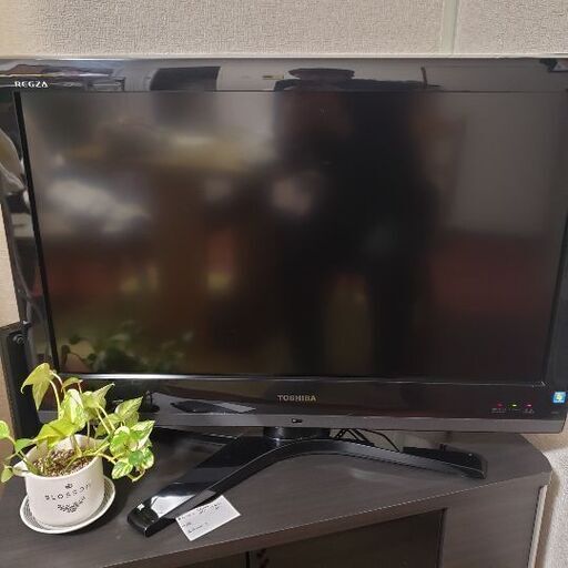 東芝　TOSHIBA　テレビ32インチ2010年製　32ZS1　ジャンク 1000円