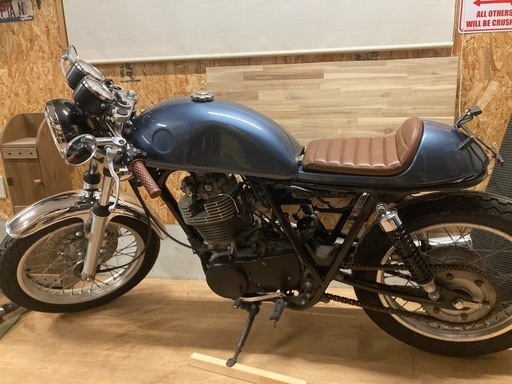 YAMAHA ヤマハ　SR400 カフェレーサー　低走行