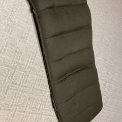 カインズの座椅子　ブラウン布生地　無段階角度調整できます　ヘッドレストも角度調整できますの画像