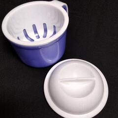 サナダ精工の入れ歯容器の画像
