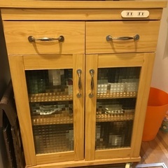 キッチン収納棚