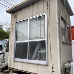 取引決まりました。プレハブ4畳ぐらいだと思います。の画像