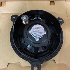 新型ヴォクシー90系　純正スピーカー新品 4個の画像