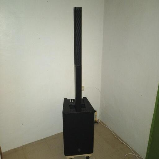 スピーカー(美品)/簡易PA YAMAHA/ヤマハステージパスSTAGEPAS1K\u0026ClassicPro新品マイクと新品シールド付き説明書あります