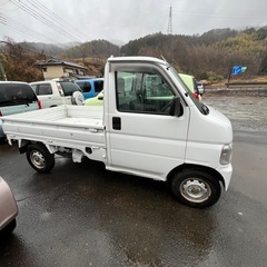H16  アクティトラック　4WD 5MT 白の画像