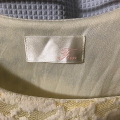 白レースワンピースの画像