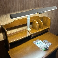 頑丈な作業机・学習机の画像