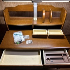 頑丈な作業机・学習机の画像