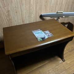 頑丈な作業机・学習机の画像
