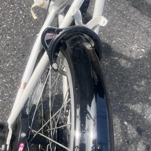パンクしない折りたたみ自転車 20インチ 6段変速
