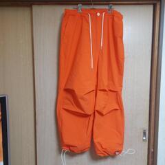 カーゴパンツ