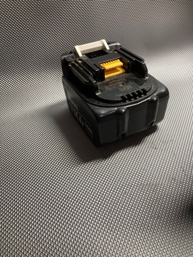 ④マキタ 14.4V 3A バッテリー　中古品　72回